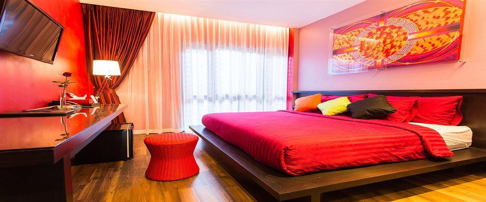 Third Rock Hostel バンコク都 エクステリア 写真