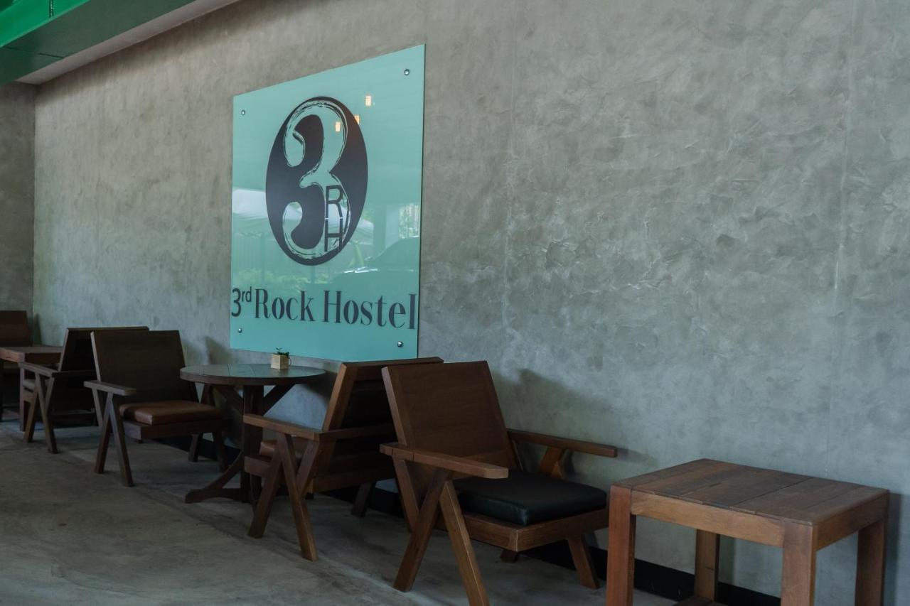 Third Rock Hostel バンコク都 エクステリア 写真